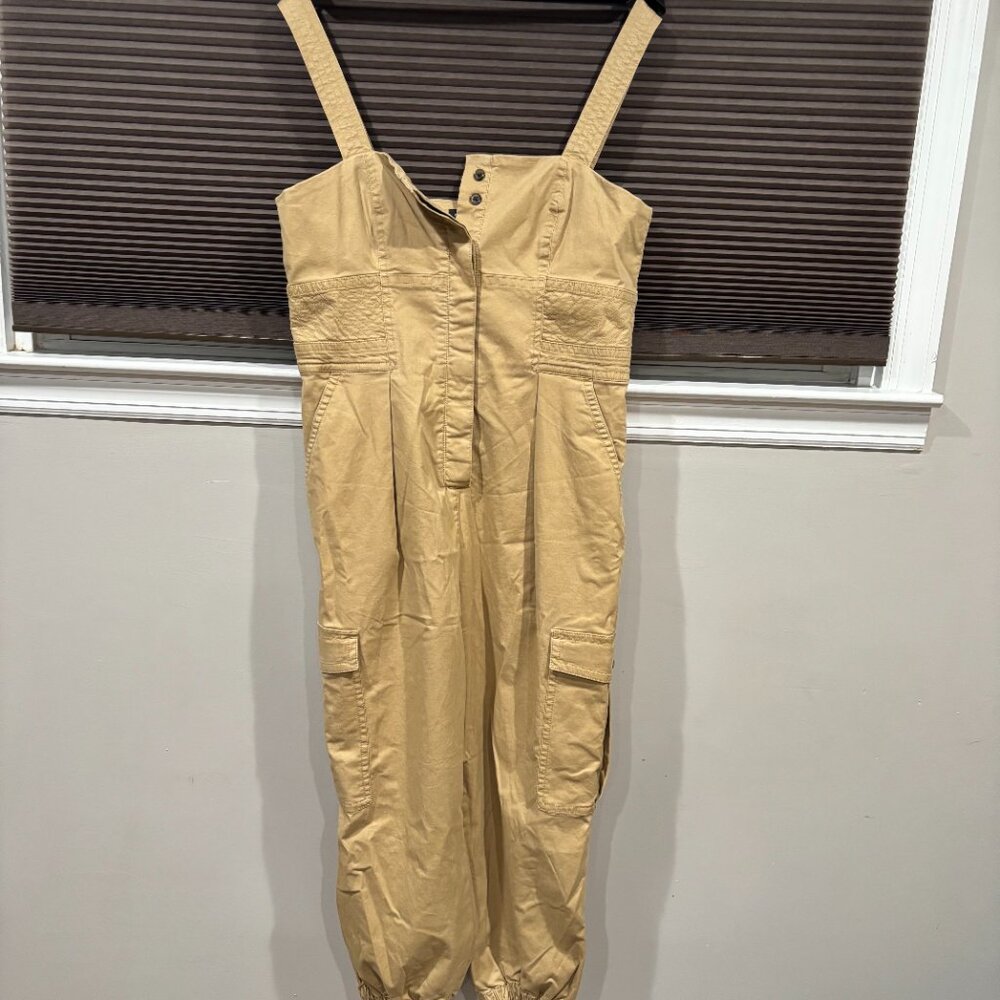 Banana Republic Women Cargo Jumpsuit  Khaki SZ: 16
